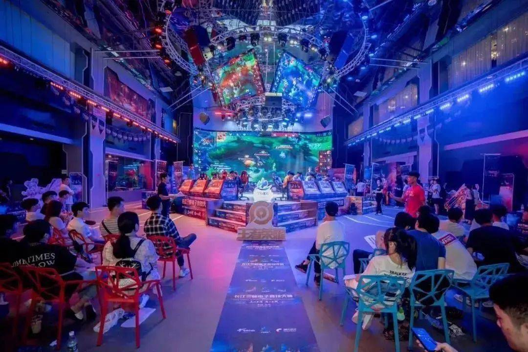 紧要关头挺 紧要关头挺