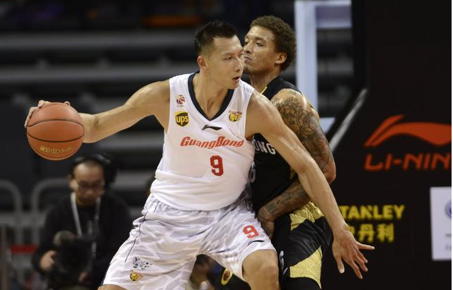 进攻端陷入 进攻端陷入